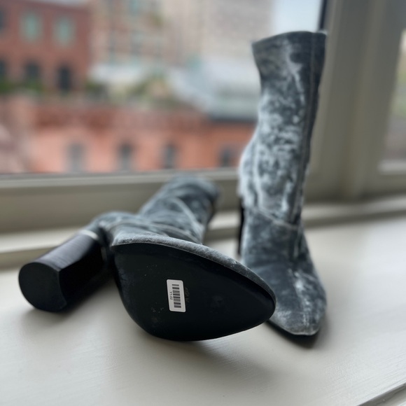 3.1 Philip Lim kyoto velvet boots - Picture 2 of 7